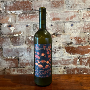 Momento Mori Fistful of Flowers 2022 Skin-Contact Vermentino & Moscato Giallo